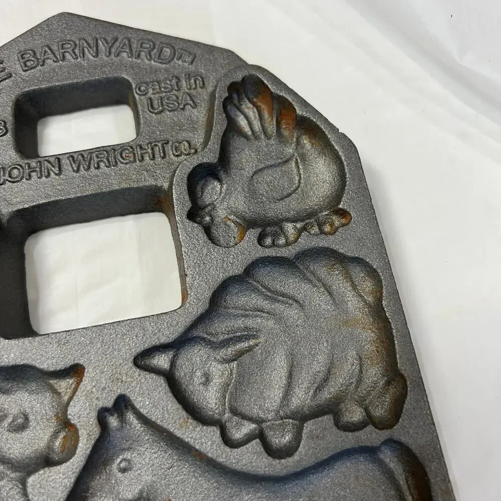 John Wright Co The Barnyard 1983 Cast Iron Farm Animal Mold Pan Made USA
